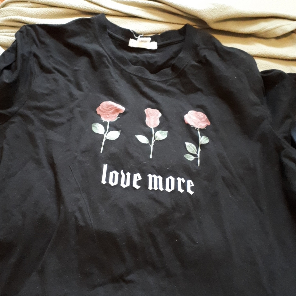 All black shirt with red roses